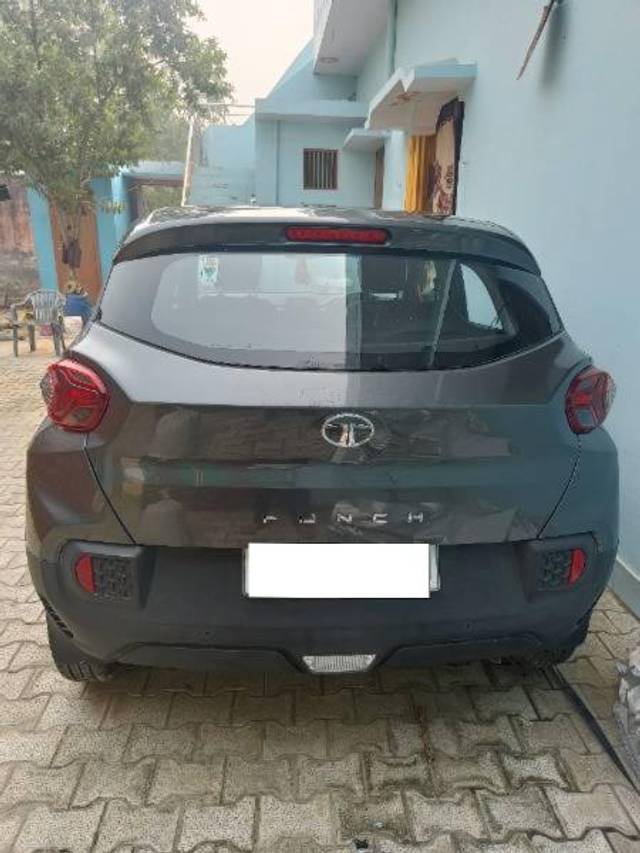 https://images10.gaadi.com/usedcar_image/4374826/original/processed_240f79cd-f324-479a-8927-dd45e85e97b4.jpg?imwidth=6401