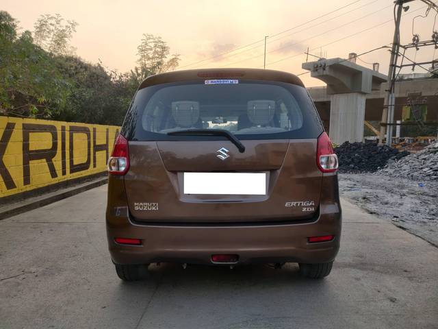 https://images10.gaadi.com/usedcar_image/4374844/original/processed_c3ff279d41d0577988fe63bca798cf87.jpg?imwidth=6402