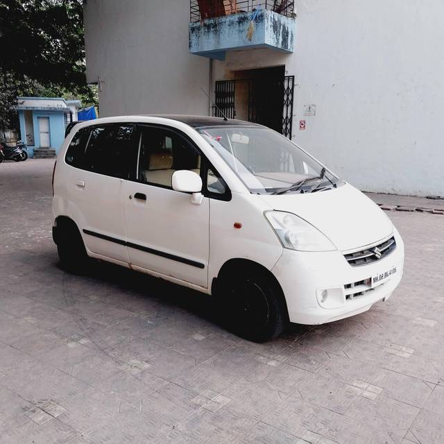 https://images10.gaadi.com/usedcar_image/4374866/original/processed_d693258de04460212ca3e989144f8c9d.jpg?imwidth=6400