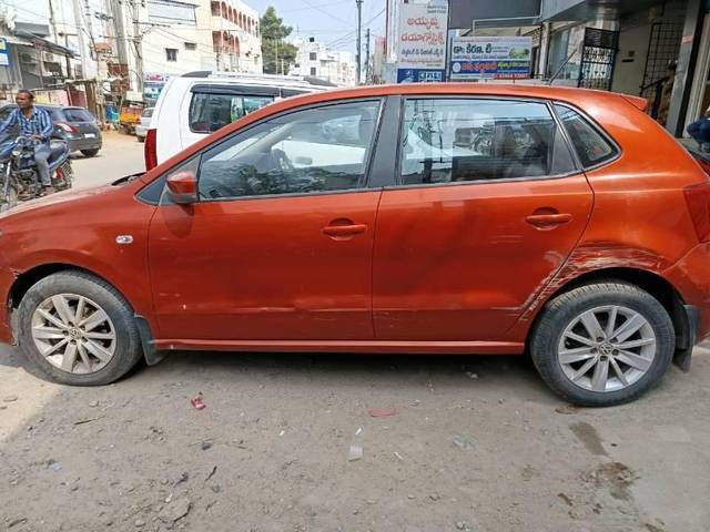 https://images10.gaadi.com/usedcar_image/4374919/original/processed_eeb8fe37-8bf4-46db-a087-9f8bbe22a6dd.jpg?imwidth=6402