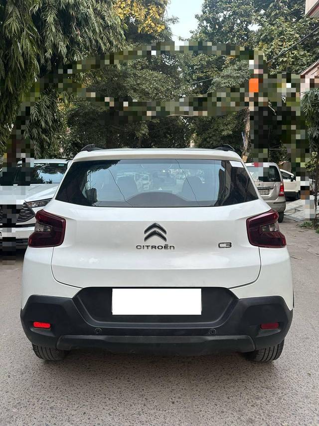 https://images10.gaadi.com/usedcar_image/4374942/original/processed_affd86b94ab4747b0b34f6fa358c7287.jpg?imwidth=6402