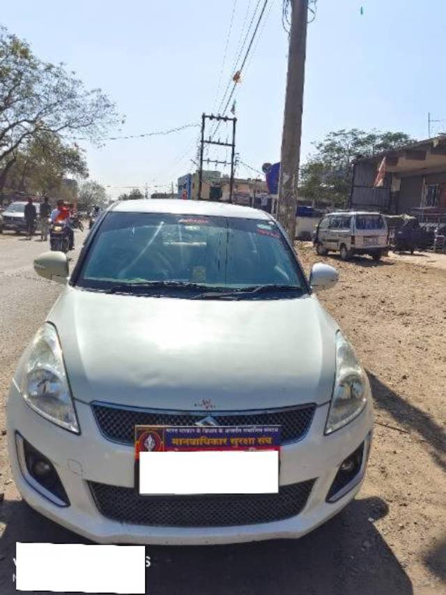 https://images10.gaadi.com/usedcar_image/4375003/original/processed_7e7a54e7-38e3-4469-a923-e2f2b1e97f3e.jpg?imwidth=6400