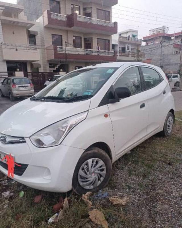 https://images10.gaadi.com/usedcar_image/4375065/original/processed_4f47774a-3350-4cbd-bfac-d9fea39a7de5.jpg?imwidth=6400