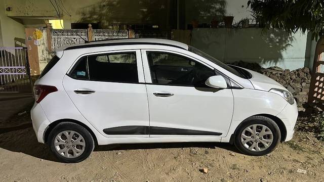 https://images10.gaadi.com/usedcar_image/4375113/original/e07c6607b71019edc9480ae14c99f9e5.jpeg?imwidth=6400