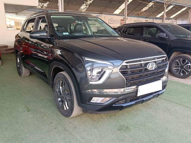 https://images10.gaadi.com/usedcar_image/4375122/original/processed_2defd01c65ef5bc4e7df3b5e99f0eeb3.jpg?imwidth=6401