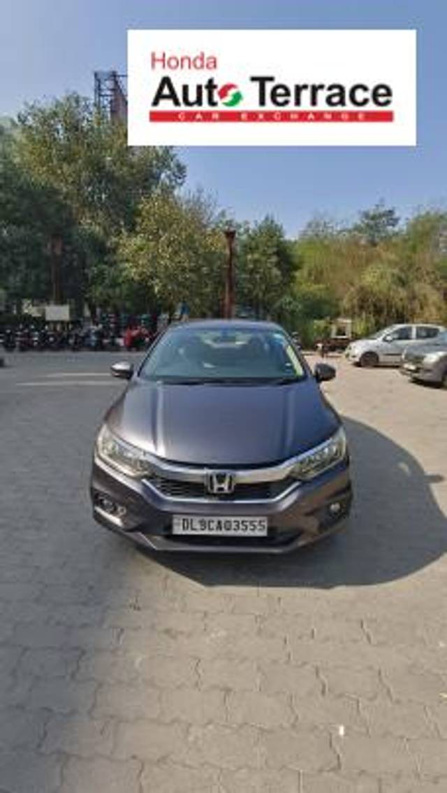 https://images10.gaadi.com/usedcar_image/4375163/original/14891febb8b0d1a176997cb424b44f96.jpg?imwidth=6400