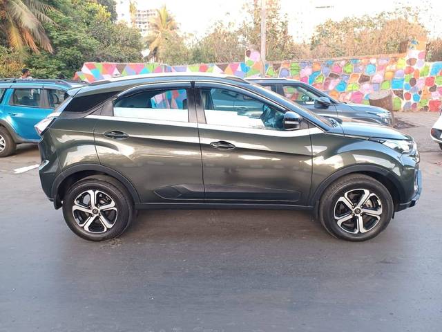 https://images10.gaadi.com/usedcar_image/4375187/original/processed_d53adfe2785097a332c3061b945320e9.jpeg?imwidth=6401