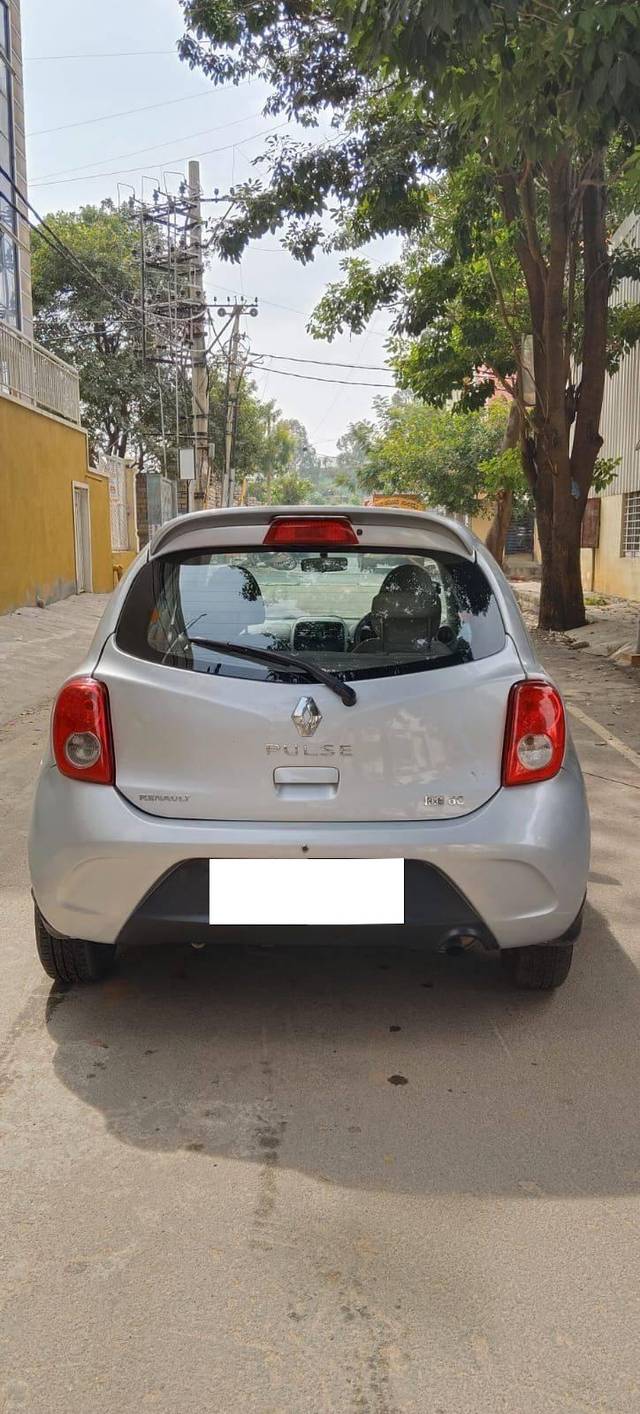 https://images10.gaadi.com/usedcar_image/4375224/original/processed_04539de5c4a64d2fb80cc233f95f6a3e.jpg?imwidth=6401