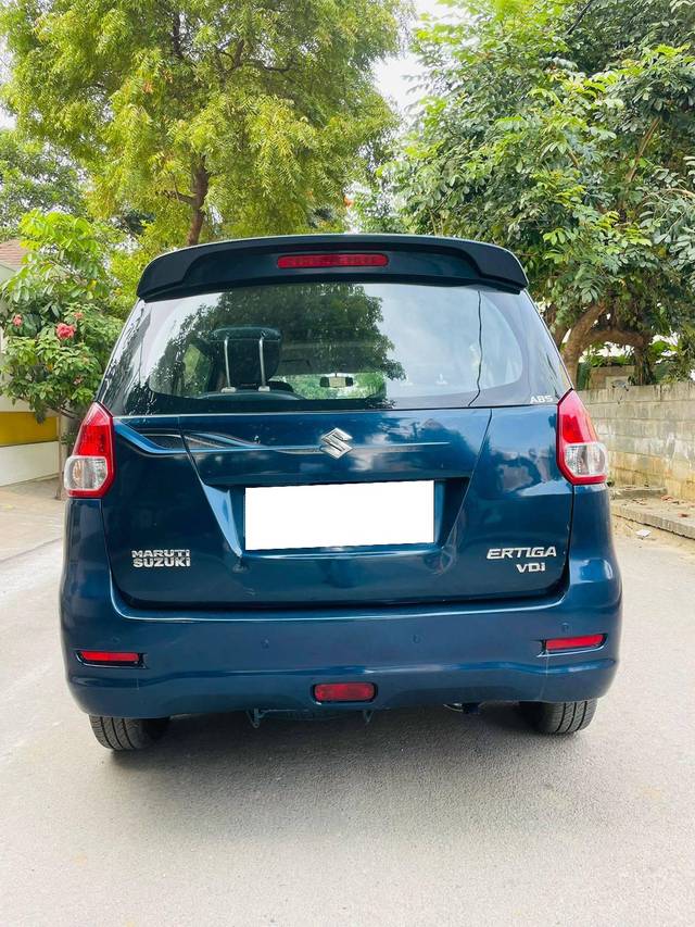 https://images10.gaadi.com/usedcar_image/4375228/original/processed_51ae3f590d78b9253be910a798f16660.jpg?imwidth=6402