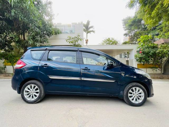 https://images10.gaadi.com/usedcar_image/4375228/original/processed_7dc1af9645e849c398a963352763246c.jpg?imwidth=6401