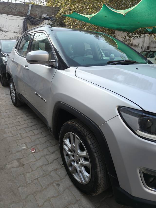 https://images10.gaadi.com/usedcar_image/4375286/original/5c816ae7ceb76c3f39aa46754267c90c.jpg?imwidth=6401