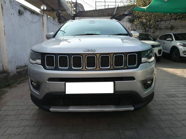 https://images10.gaadi.com/usedcar_image/4375286/original/processed_4aab468928633eb06f335efd24de0a97.jpg?imwidth=6400