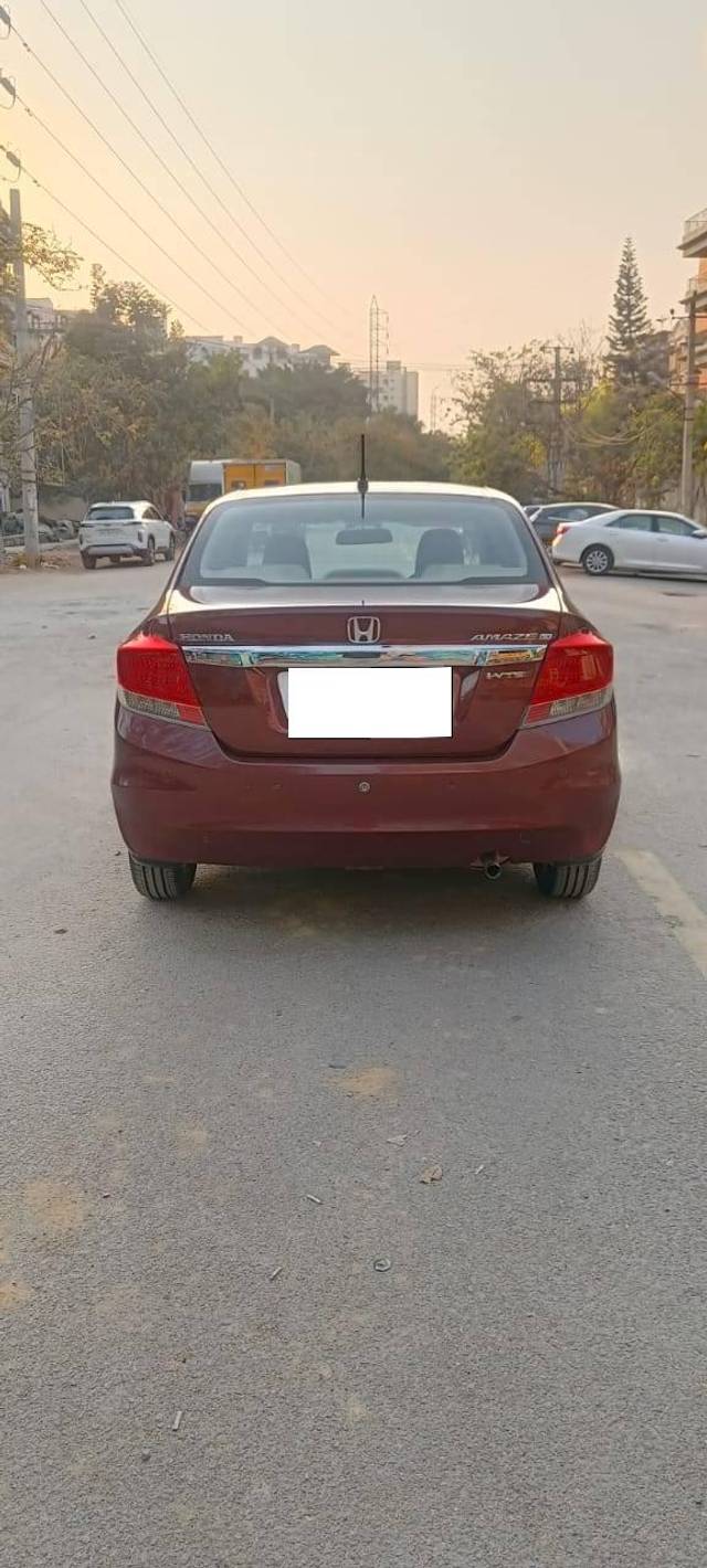 https://images10.gaadi.com/usedcar_image/4375287/original/processed_076e358742ae36dab219539d4c0c2e9e.jpg?imwidth=6402