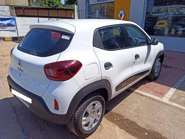 https://images10.gaadi.com/usedcar_image/4375348/original/processed_13372890-fac7-458c-8271-c5f800e0361a.jpeg?imwidth=6401