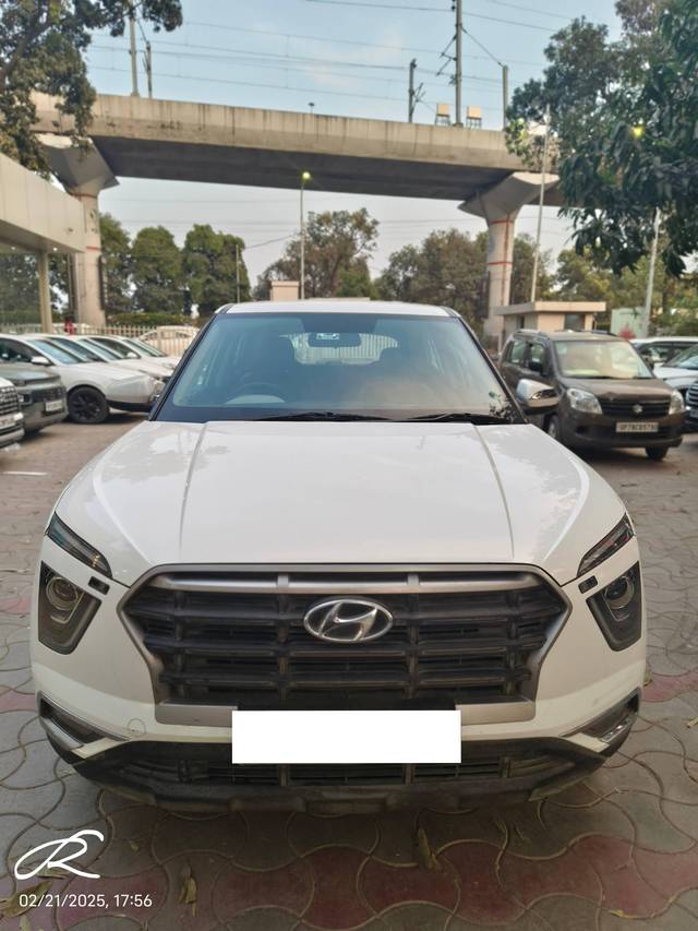 https://images10.gaadi.com/usedcar_image/4375416/original/processed_7f6a257b1d608fd06078c69d4fa35926.jpg?imwidth=6400