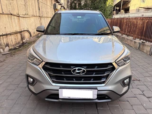 https://images10.gaadi.com/usedcar_image/4375456/original/processed_8c65525f053fc09a419c8b00535b4efb.jpg?imwidth=6402