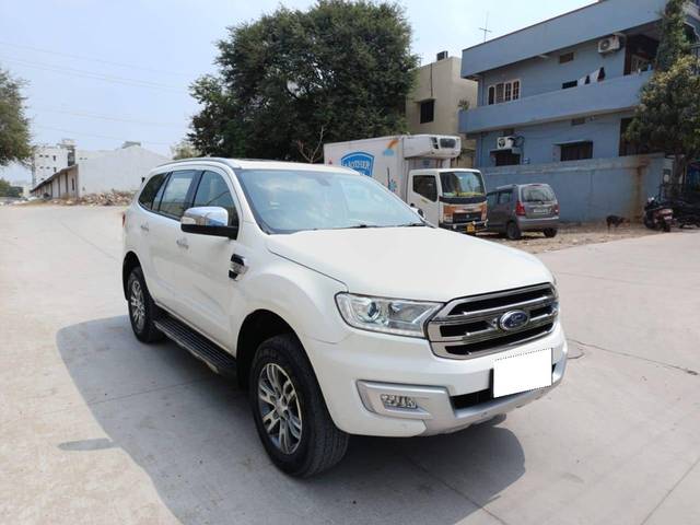 https://images10.gaadi.com/usedcar_image/4375476/original/processed_64faec945269871a10be327a17f497d6.jpg?imwidth=6400