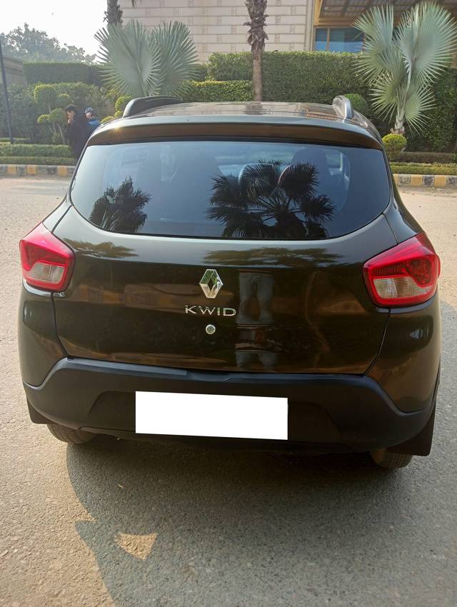 https://images10.gaadi.com/usedcar_image/4375545/original/processed_43d681e4ba3c33988bbca971f3d90018.jpg?imwidth=6401