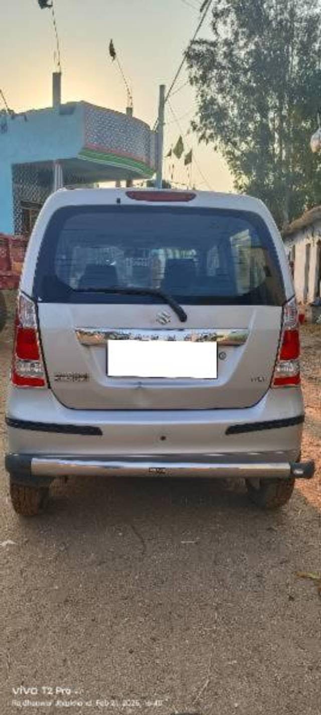 https://images10.gaadi.com/usedcar_image/4375547/original/processed_ed7caa54-cfa0-461b-8ca7-fb93d051aac6.jpg?imwidth=6401