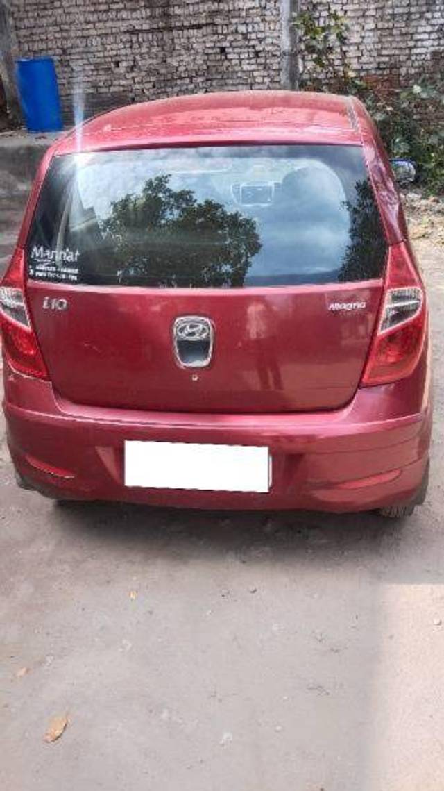 https://images10.gaadi.com/usedcar_image/4375551/original/ab1020d6639e2cafae932dc6d084cee0.jpg?imwidth=6402