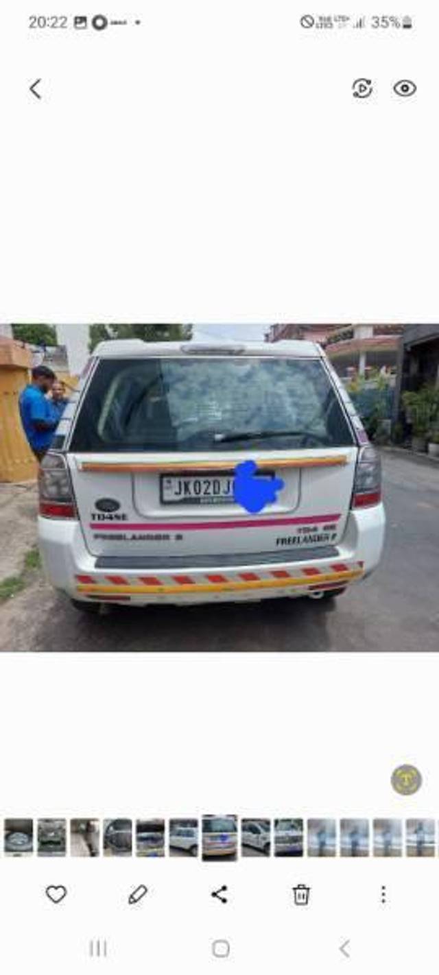 https://images10.gaadi.com/usedcar_image/4375658/original/processed_b8602504-4bdb-40b8-950f-5ba6d7e1341d.jpg?imwidth=6402