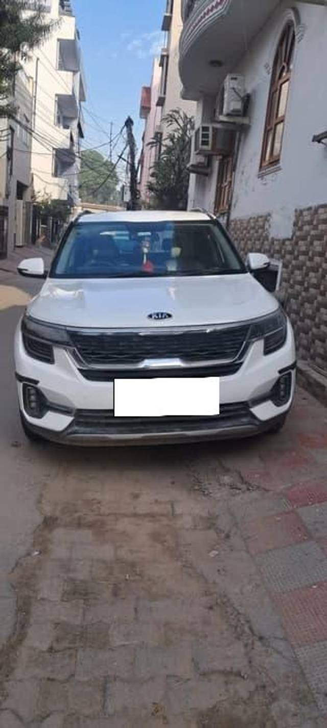 https://images10.gaadi.com/usedcar_image/4375791/original/processed_7f0025a90aefd673b1bdab01162873d3.jpg?imwidth=6401