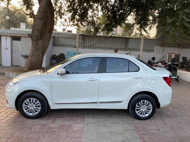 https://images10.gaadi.com/usedcar_image/4376011/original/cb8ae55d-7583-4a06-9616-f177fe8a2524.jpg?imwidth=6401