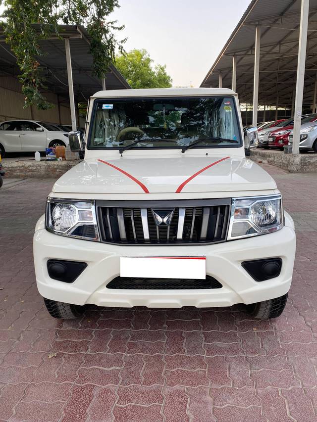 https://images10.gaadi.com/usedcar_image/4376063/original/processed_b3ebd494-5b3a-4bda-b23d-9f0dbba4fecd.jpg?imwidth=6400