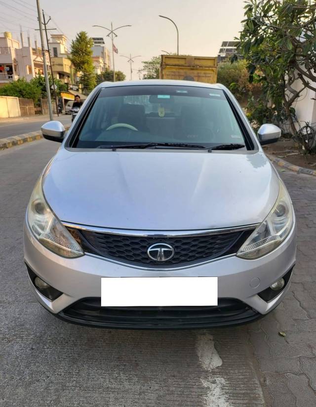 https://images10.gaadi.com/usedcar_image/4376089/original/processed_65625133dfc03750a90a176704dd2eba.jpg?imwidth=6400