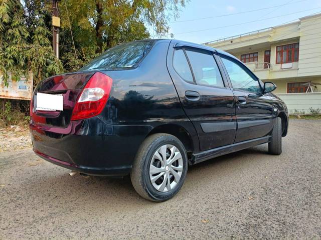 https://images10.gaadi.com/usedcar_image/4376115/original/processed_8fd15aaac2ef154a98cb30d923e3bc60.jpg?imwidth=6401