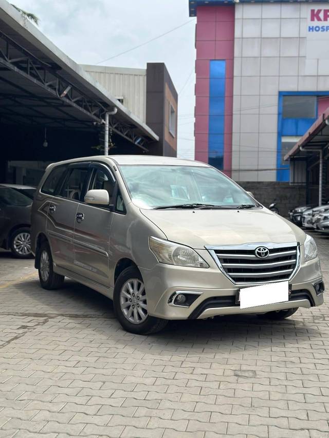 https://images10.gaadi.com/usedcar_image/4376123/original/processed_957ca105e4bb880693f4b48b96711615.jpg?imwidth=6400