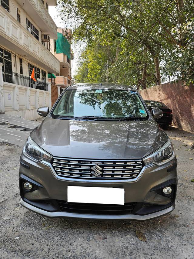 https://images10.gaadi.com/usedcar_image/4376172/original/processed_5104b292e73f4ade0668d0e93916f162.jpg?imwidth=6400