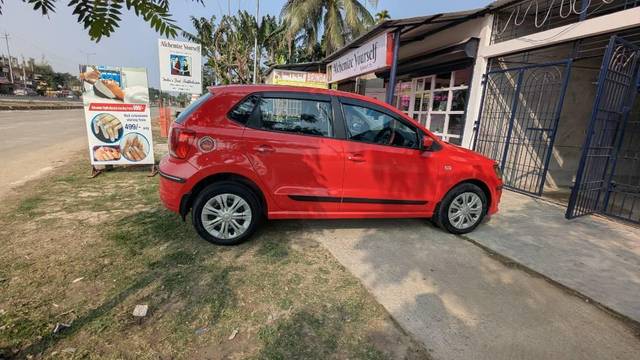 https://images10.gaadi.com/usedcar_image/4376186/original/processed_1bee83a9-2d0e-42c4-8d62-bde6ef2023ca.jpg?imwidth=6401