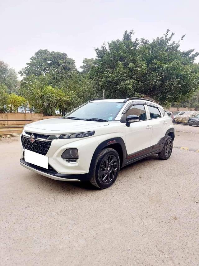 https://images10.gaadi.com/usedcar_image/4376210/original/processed_d3c406b2-292d-423f-b10c-99e9e0c00979.jpg?imwidth=6400