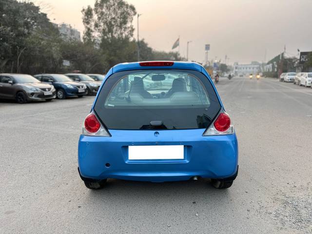 https://images10.gaadi.com/usedcar_image/4376332/original/processed_3941186ec8d2333c731fbc8862706737.jpg?imwidth=6401