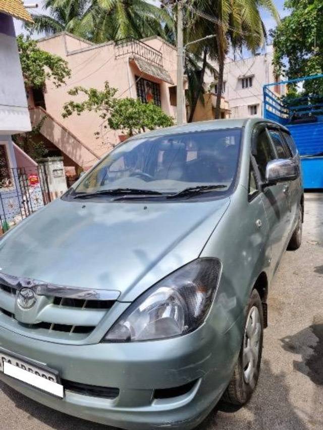 https://images10.gaadi.com/usedcar_image/4376367/original/processed_866c08d9-eefc-49c0-80b9-f0051e0ace87.jpeg?imwidth=6401