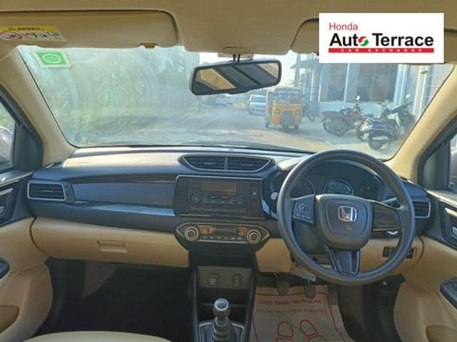 Second-hand 2018 Honda Amaze V Petrol for sale in Tiruchirappalli-7