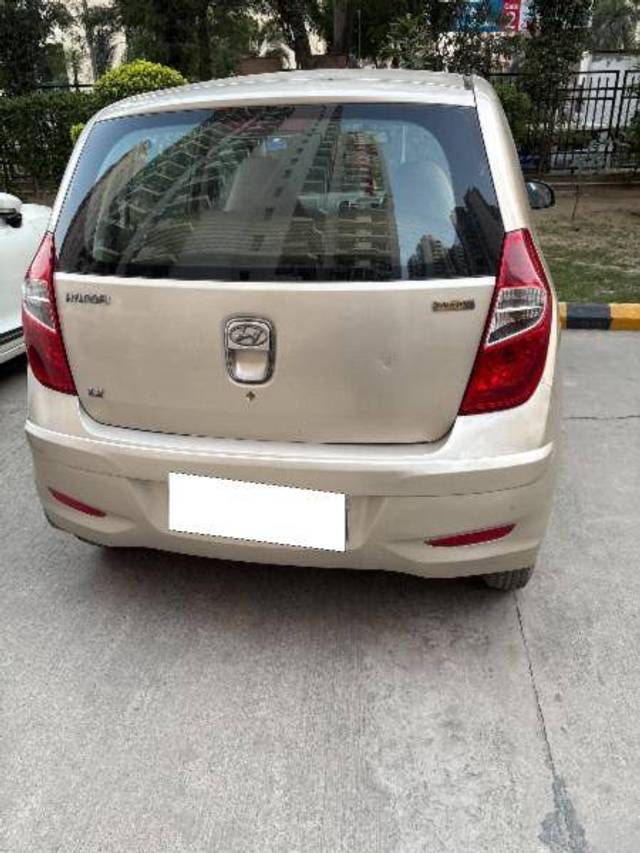 https://images10.gaadi.com/usedcar_image/4376476/original/5fb6f315b1ab876c1f6884508cf28ddb.jpg?imwidth=6401