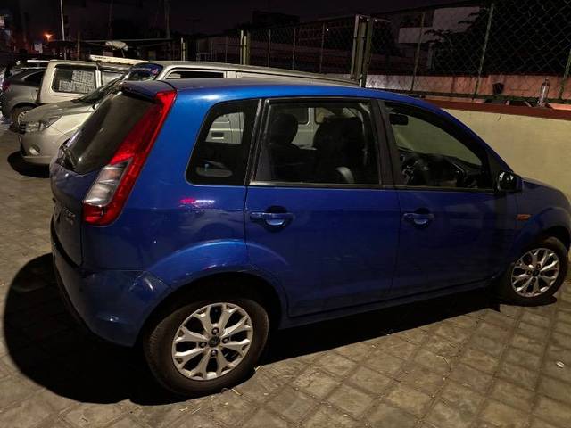 https://images10.gaadi.com/usedcar_image/4376530/original/2efca72a11dc2dcb99b0e436e004504e.jpeg?imwidth=6400