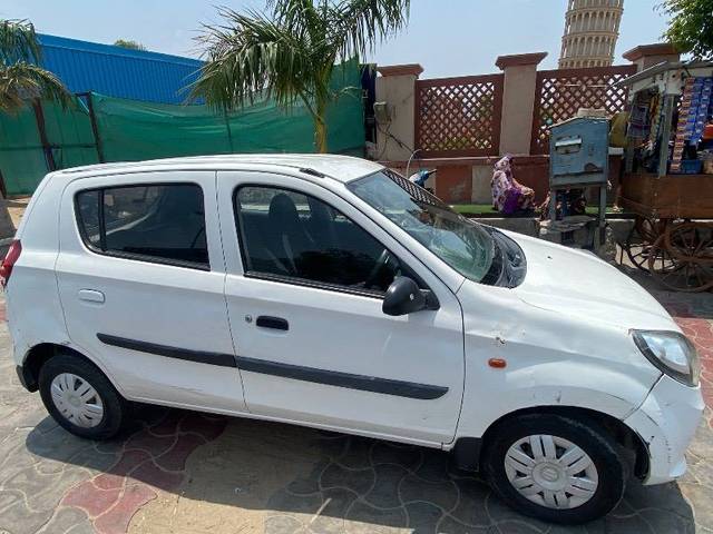 https://images10.gaadi.com/usedcar_image/4376534/original/be13a3171ab424344b799bc0d847746d.jpeg?imwidth=6402