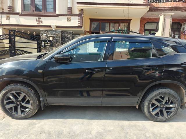 https://images10.gaadi.com/usedcar_image/4376574/original/0b191e98d6d51acfd27470629b0b915e.jpg?imwidth=6401