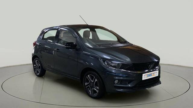 https://images10.gaadi.com/usedcar_image/4376575/original/1ce5891e846fb57e5470ca5e49d2a34f.jpg?imwidth=6400