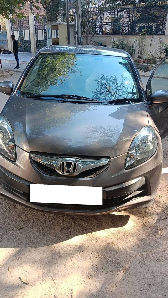 https://images10.gaadi.com/usedcar_image/4376685/original/processed_655ae50ae28eabf93045990d63dffc67.jpeg?imwidth=6401