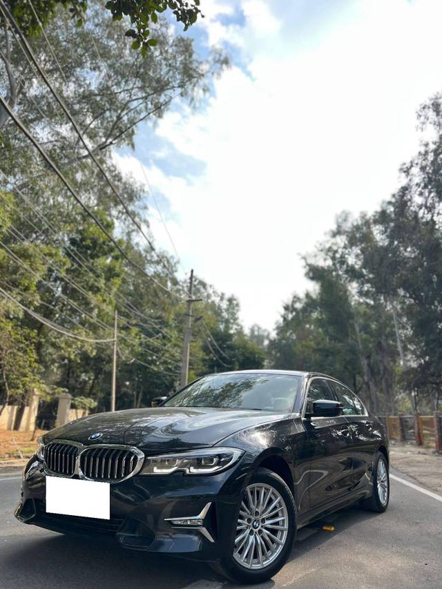 https://images10.gaadi.com/usedcar_image/4376719/original/processed_9f0a391fedb2f128275953fd518142ae.jpg?imwidth=6400