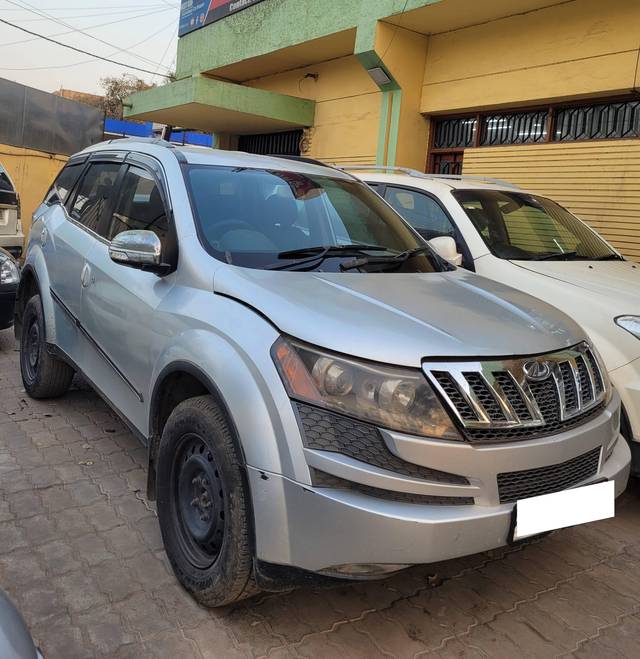 https://images10.gaadi.com/usedcar_image/4376722/original/processed_40651e47b2d9bb9b3b3bd1bc47001b8f.jpg?imwidth=6400