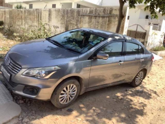 https://images10.gaadi.com/usedcar_image/4376917/original/processed_d44b2814-d6cf-4fe6-990a-8e88e874f395.jpeg?imwidth=6400