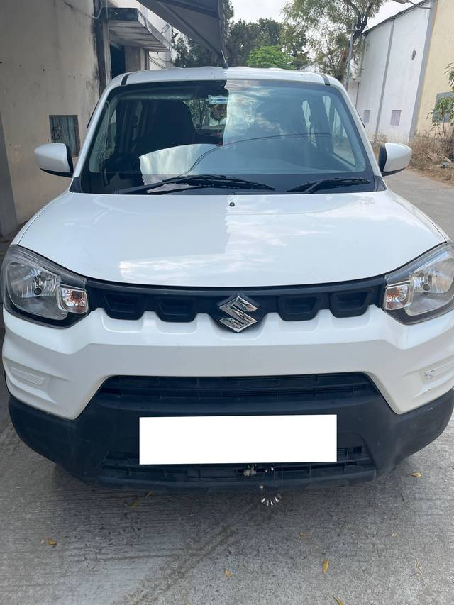 https://images10.gaadi.com/usedcar_image/4376920/original/processed_9c62d639-7cdd-4fc7-b69b-7e3427c302b8.jpg?imwidth=6400