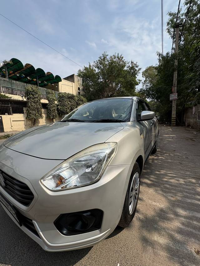 https://images10.gaadi.com/usedcar_image/4376967/original/ad4c9cbd1bd16b81e18c93e59e9820c2.jpg?imwidth=6400