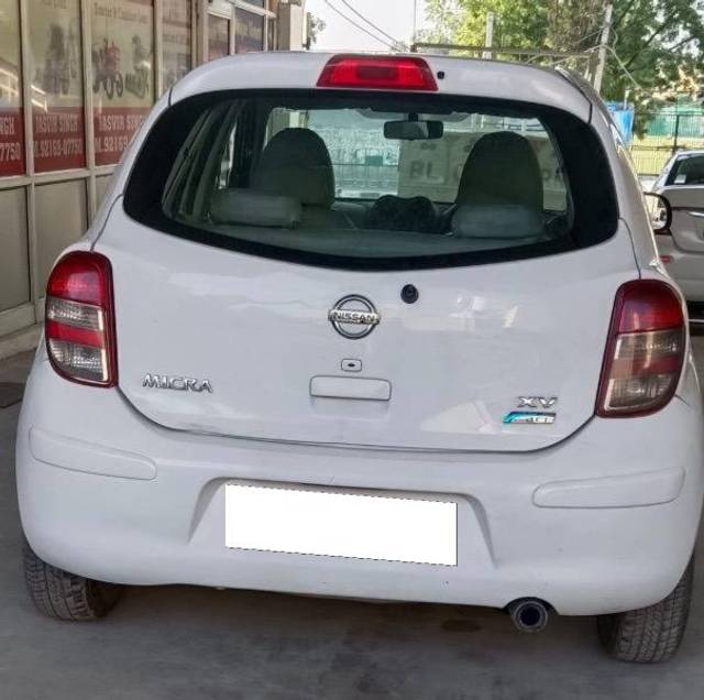 https://images10.gaadi.com/usedcar_image/4377134/original/processed_18eac3ba-b030-41dd-8d2f-b2b1bee946a5.jpeg?imwidth=6401