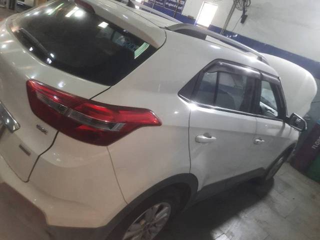 https://images10.gaadi.com/usedcar_image/4377168/original/d8a32210cc41fceb76ce9535f8f9cfba.jpg?imwidth=6402